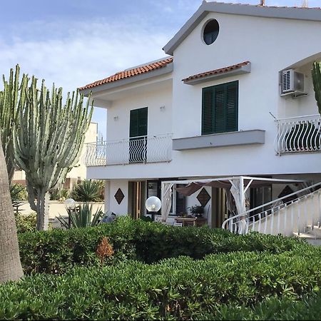 B&B Villa Tania Lido di Noto Exteriör bild
